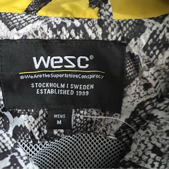 NWT Wesc Track Colorblocked Snake Yellow & Black Windbreaker Jacket - Picture 3 of 5